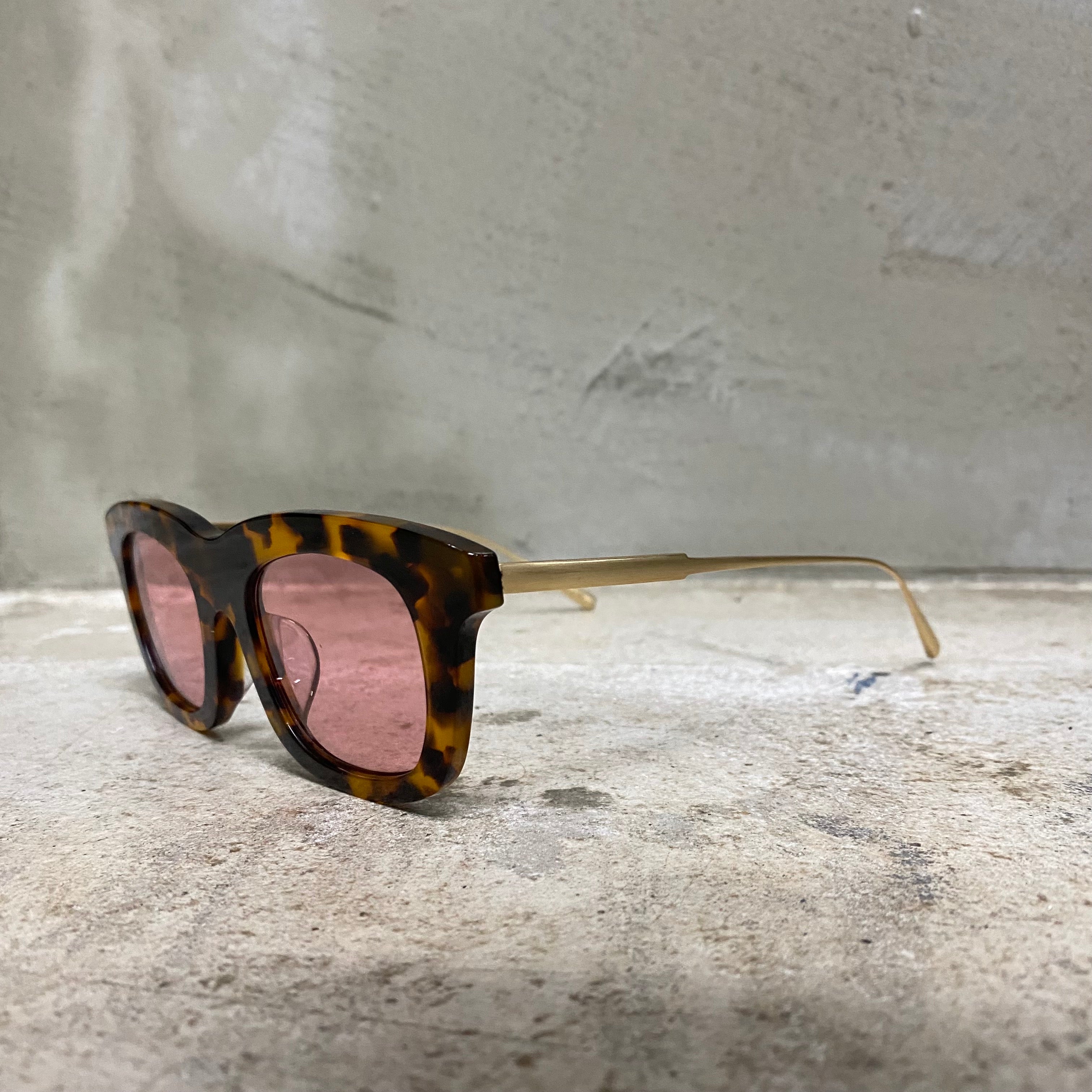 TENDER PERSON × INARI SUNGLASSES - COLLABORATION - / TENDER PERSON