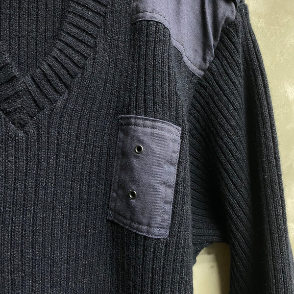 [ ONLY ONE ! ]  COMMAND V-NECK SWEATER / U.S.MILITARY