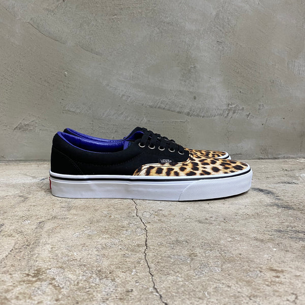 Era ' 90s GRUNGE '  -VANS CLASSIC LINE-