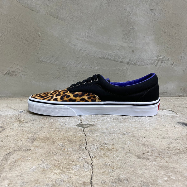Era ' 90s GRUNGE '  -VANS CLASSIC LINE-