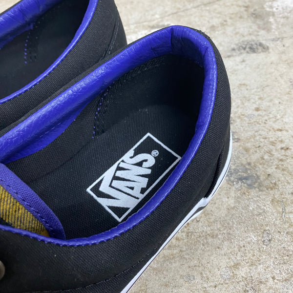 Era ' 90s GRUNGE '  -VANS CLASSIC LINE-