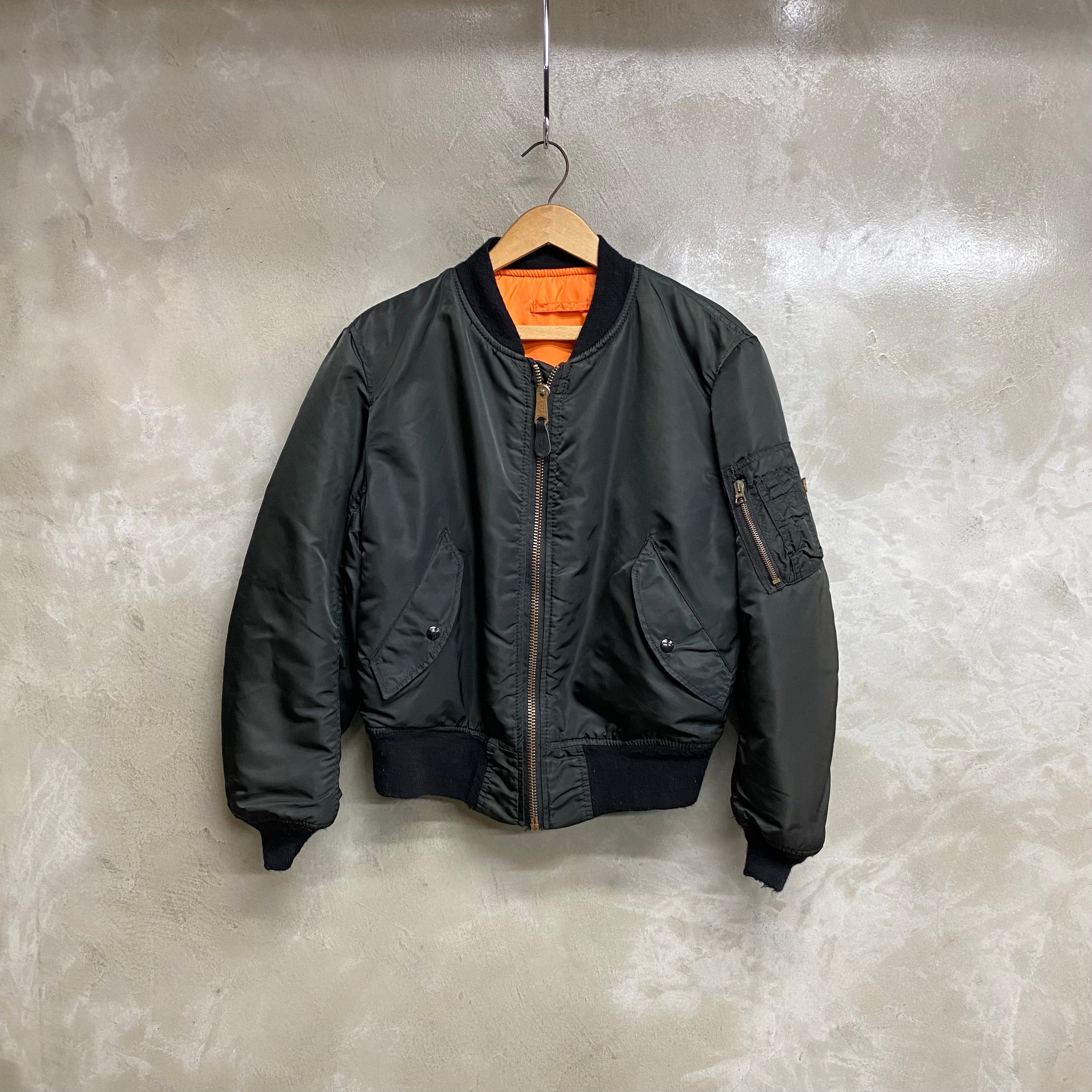 [ ONLY ONE ! ] ALPHA INDUSTRIES INC.  MA-1 ' EMB ' / U.S.MILITARY