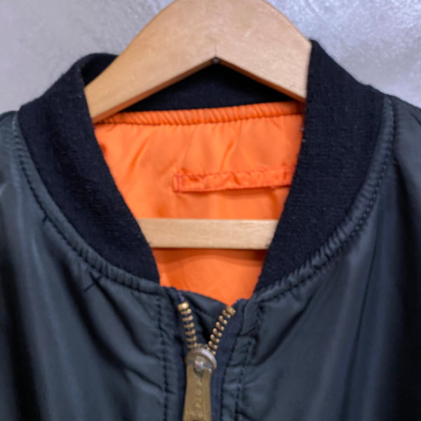 [ ONLY ONE ! ] ALPHA INDUSTRIES INC.  MA-1 ' EMB ' / U.S.MILITARY