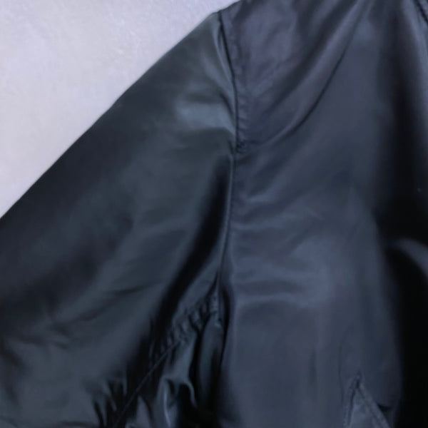 [ ONLY ONE ! ] ALPHA INDUSTRIES INC.  MA-1 ' EMB ' / U.S.MILITARY