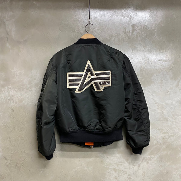 [ ONLY ONE ! ] ALPHA INDUSTRIES INC.  MA-1 ' EMB ' / U.S.MILITARY