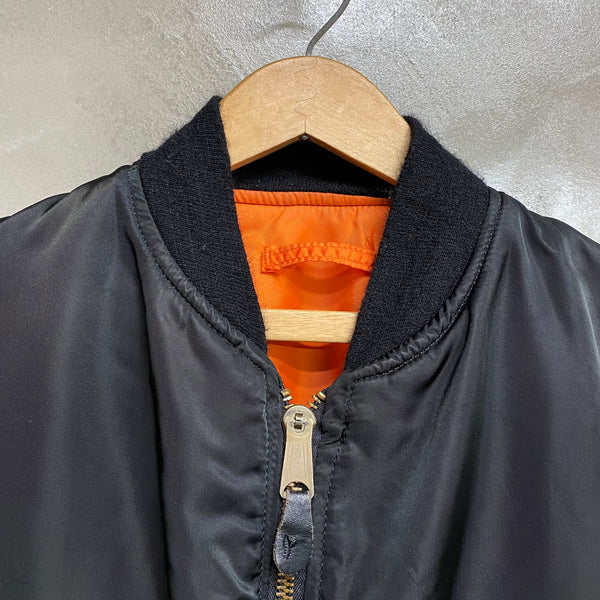 [ ONLY ONE ! ] ALPHA INDUSTRIES INC.  MA-1 / U.S.MILITARY