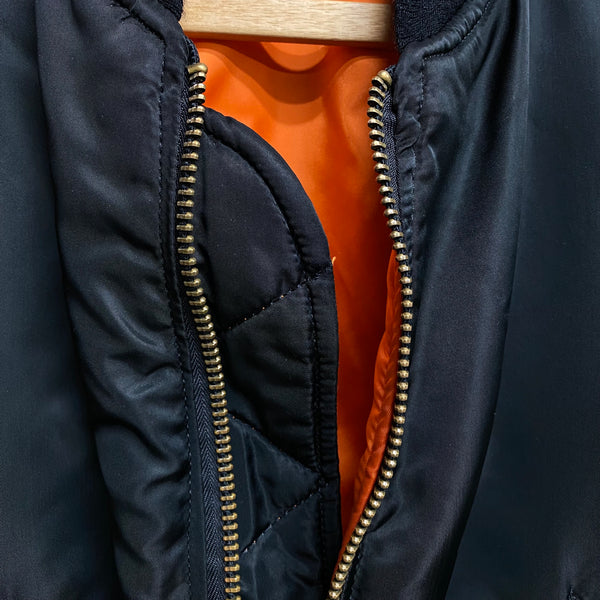 [ ONLY ONE ! ] ALPHA INDUSTRIES INC.  MA-1 / U.S.MILITARY