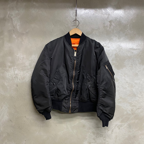 [ ONLY ONE ! ] ALPHA INDUSTRIES INC.  MA-1 ' USMC ' / U.S.MILITARY
