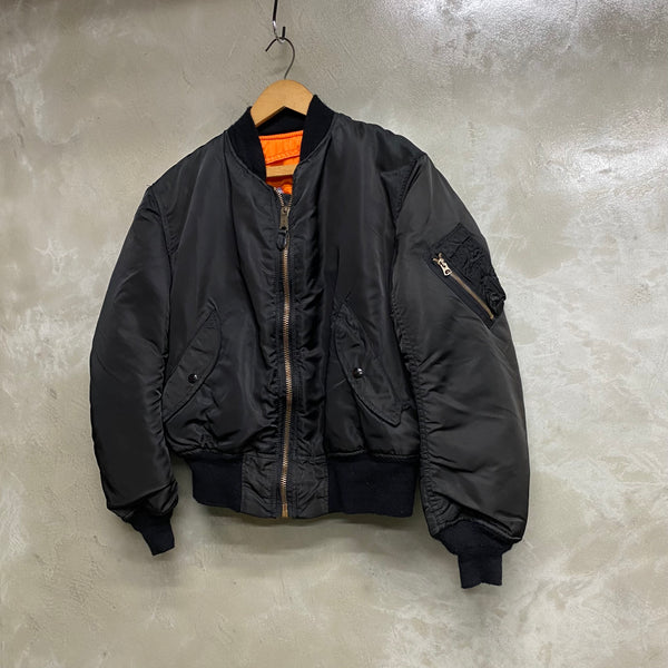 [ ONLY ONE ! ] ALPHA INDUSTRIES INC.  MA-1 ' USMC ' / U.S.MILITARY