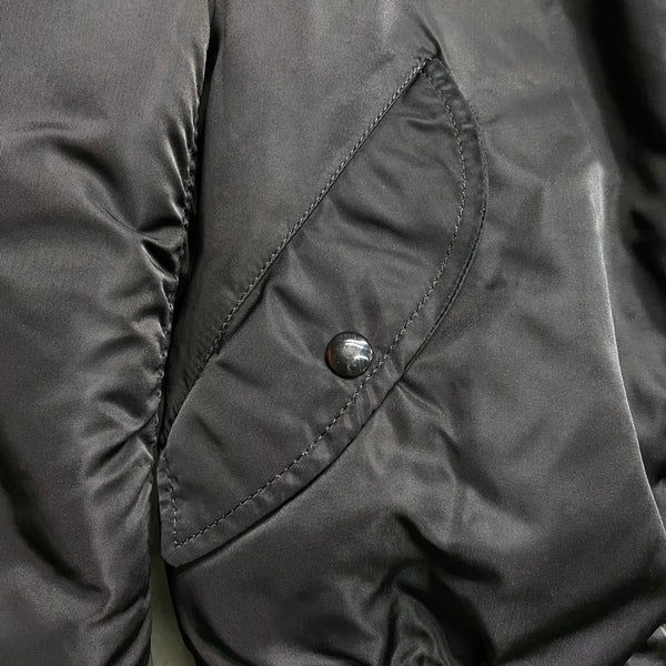 [ ONLY ONE ! ] ALPHA INDUSTRIES INC.  MA-1 ' USMC ' / U.S.MILITARY