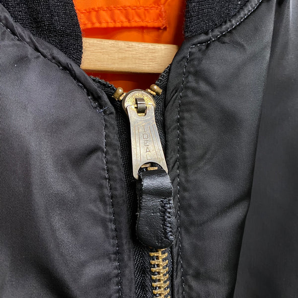 [ ONLY ONE ! ] ALPHA INDUSTRIES INC.  MA-1 ' USMC ' / U.S.MILITARY
