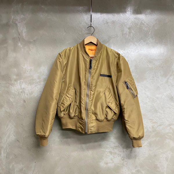 [ ONLY ONE ! ] AVIREX MA-1 ' LOGO ' / U.S.MILITARY