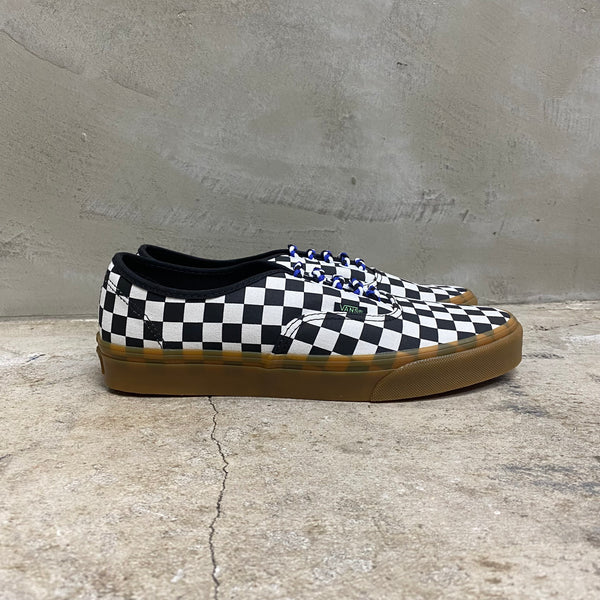 Authentic ' CHECKERBOARD  ' -VANS CLASSIC LINE-