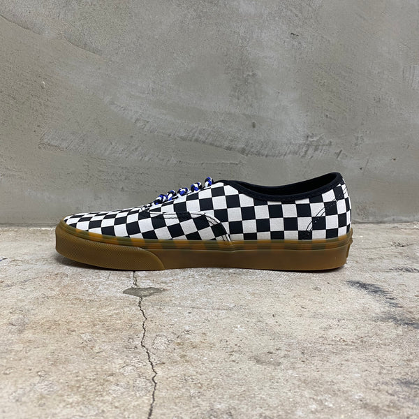 Authentic ' CHECKERBOARD  ' -VANS CLASSIC LINE-