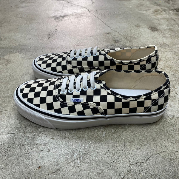 Authentic 44 Dx Anaheim Factory -VANS CLASSIC LINE-