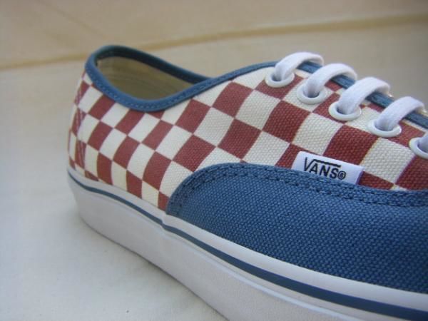 AUTHENTIC (50TH) -VANS CLASSIC LINE-