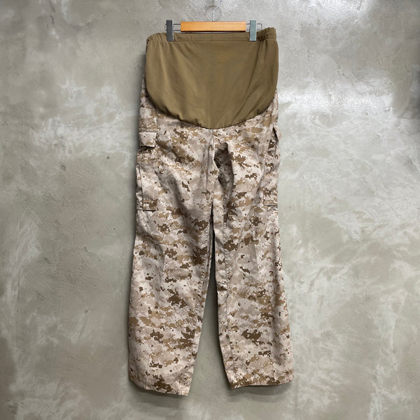 [ ONLY ONE ! ] U.S.M.C. TROUSER, MATERNITY, DESERT MARPAT CAMOUFLAGE, MCCUU / U.S.MILITARY