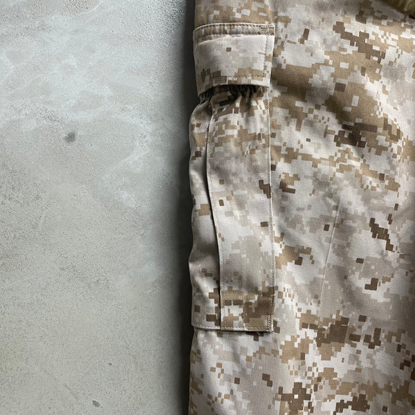 [ ONLY ONE ! ] U.S.M.C. TROUSER, MATERNITY, DESERT MARPAT CAMOUFLAGE, MCCUU / U.S.MILITARY