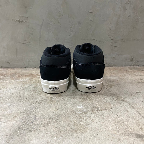 Half Cab Black Outsole -VANS CLASSIC LINE-