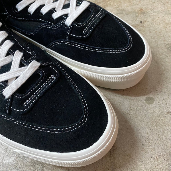 Half Cab Black Outsole -VANS CLASSIC LINE-