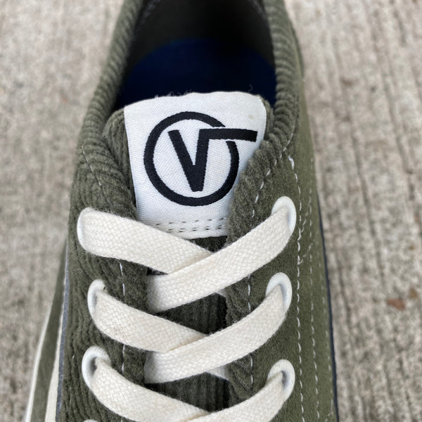 Bess Ni Cord -VANS CLASSIC LINE-