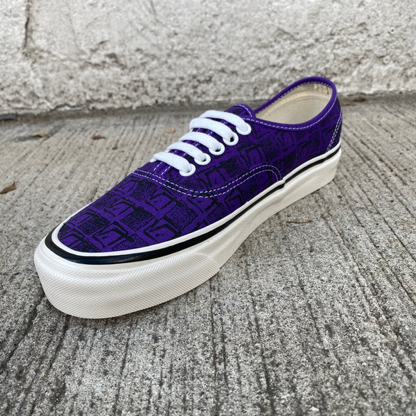 Authentic 44 DX ANAHEIM FACTORY -VANS CLASSIC LINE-