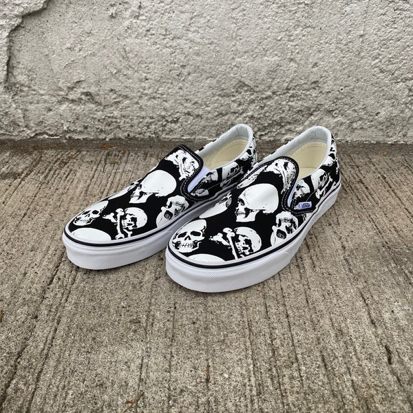 Classic Slip-On "Skulls"-VANS CLASSIC LINE-