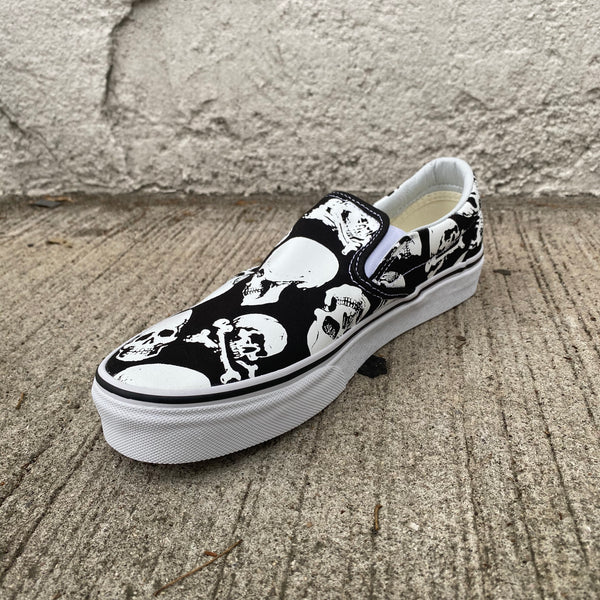 Classic Slip-On "Skulls"-VANS CLASSIC LINE-