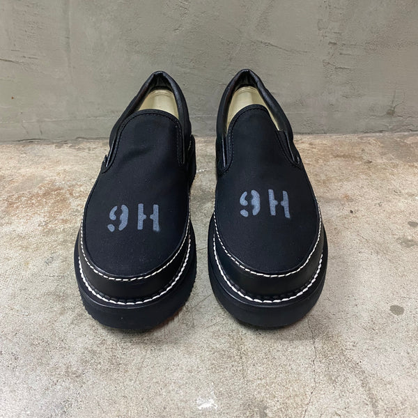 CUSTOM CLASSIC SLIP-ON -RECOUTURE × VANS × ANEX-