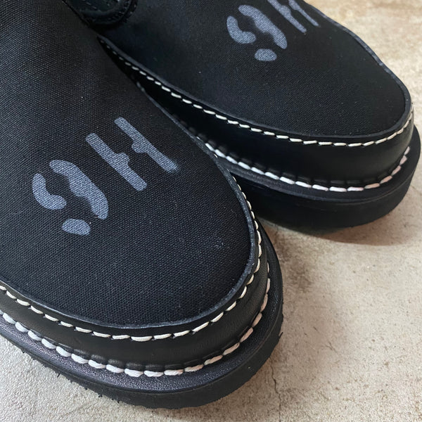 CUSTOM CLASSIC SLIP-ON -RECOUTURE × VANS × ANEX-