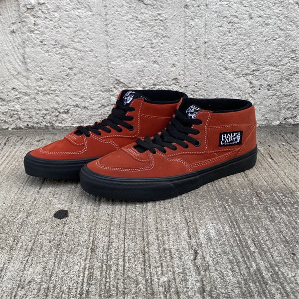 Half Cab Black Outsole -VANS CLASSIC LINE-