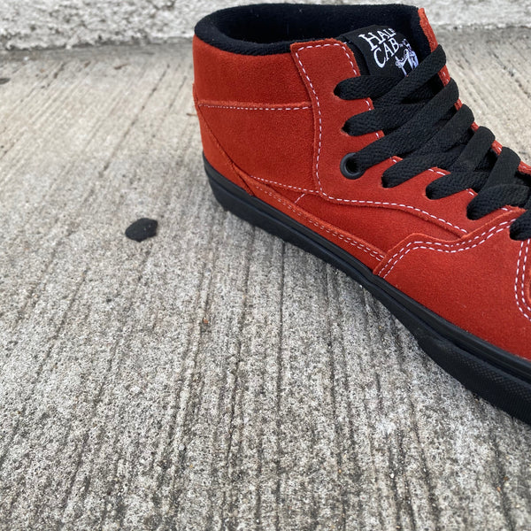 Half Cab Black Outsole -VANS CLASSIC LINE-