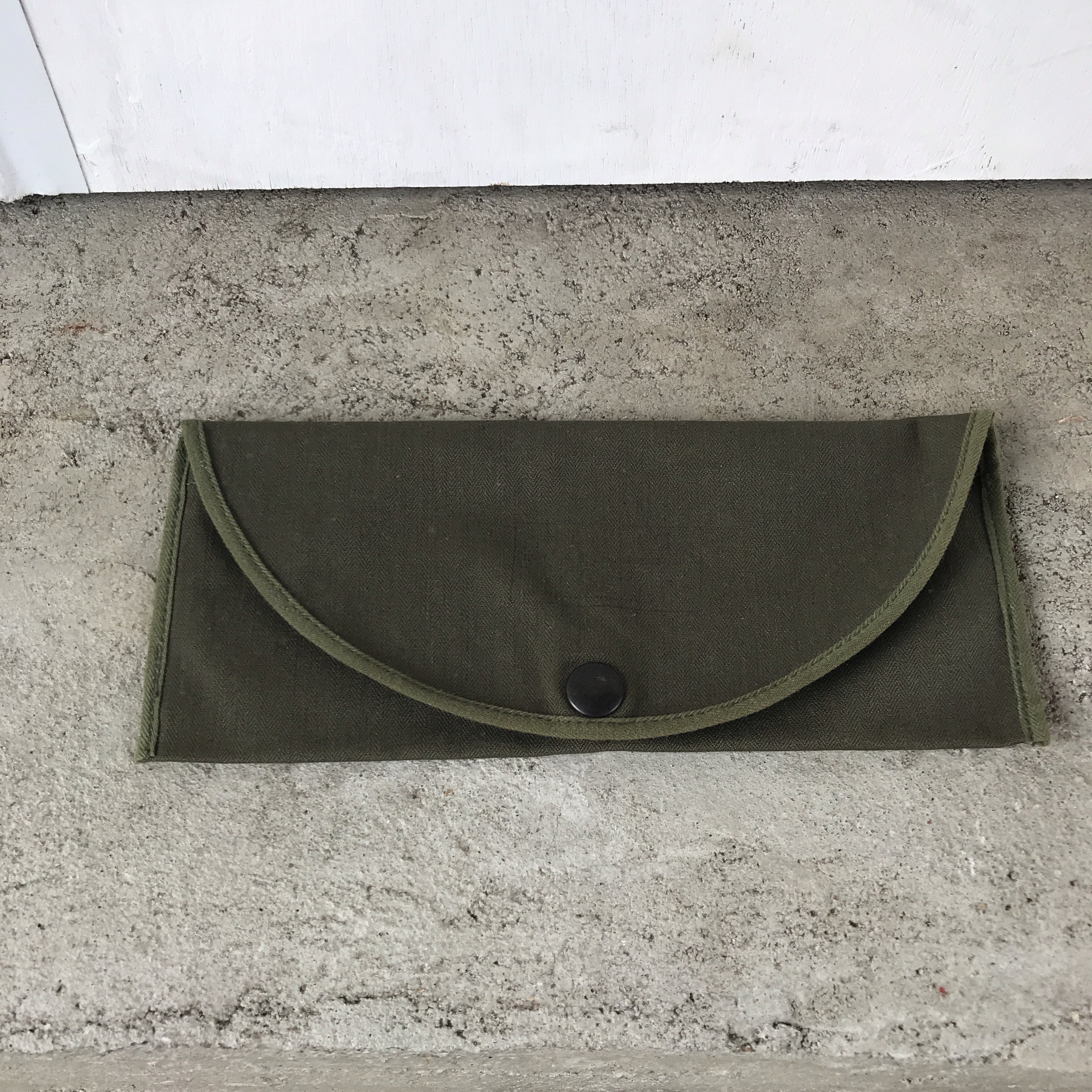[ ONLY ONE ! ] FIRST AID KIT POUCH / EURO MILITARY