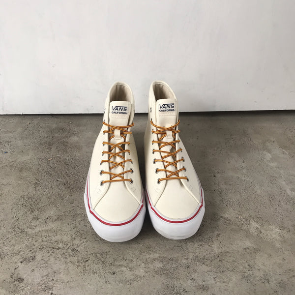 [FINAL ONE!] Authentic Suede / BlackSole -VANS CLASSIC LINE-
