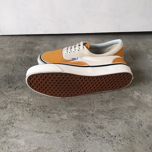 [FINAL ONE!] Authentic Suede / BlackSole -VANS CLASSIC LINE-
