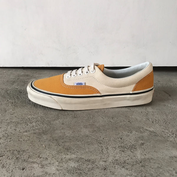 [FINAL ONE!] Authentic Suede / BlackSole -VANS CLASSIC LINE-