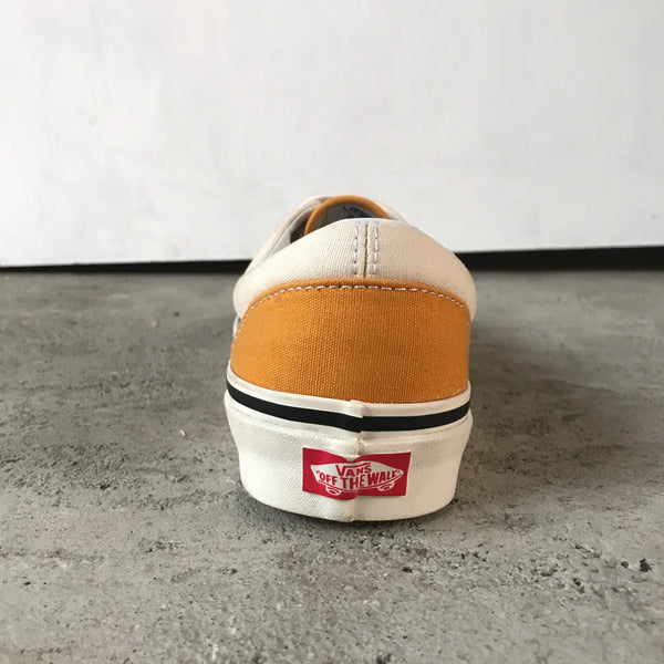 [FINAL ONE!] Authentic Suede / BlackSole -VANS CLASSIC LINE-