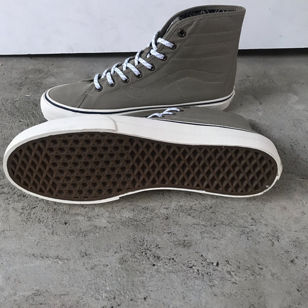 [FINAL ONE!] Authentic Suede / BlackSole -VANS CLASSIC LINE-