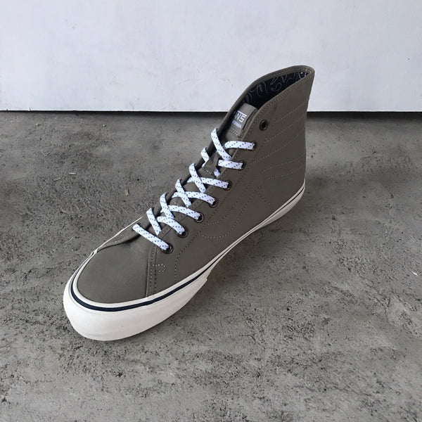 [FINAL ONE!] Authentic Suede / BlackSole -VANS CLASSIC LINE-