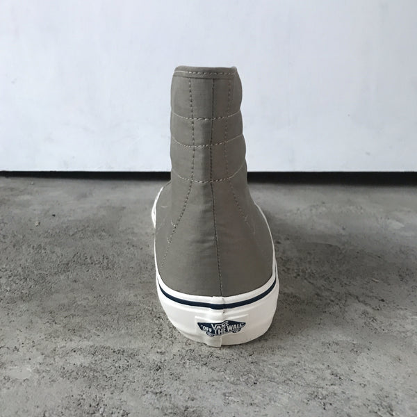 [FINAL ONE!] Authentic Suede / BlackSole -VANS CLASSIC LINE-