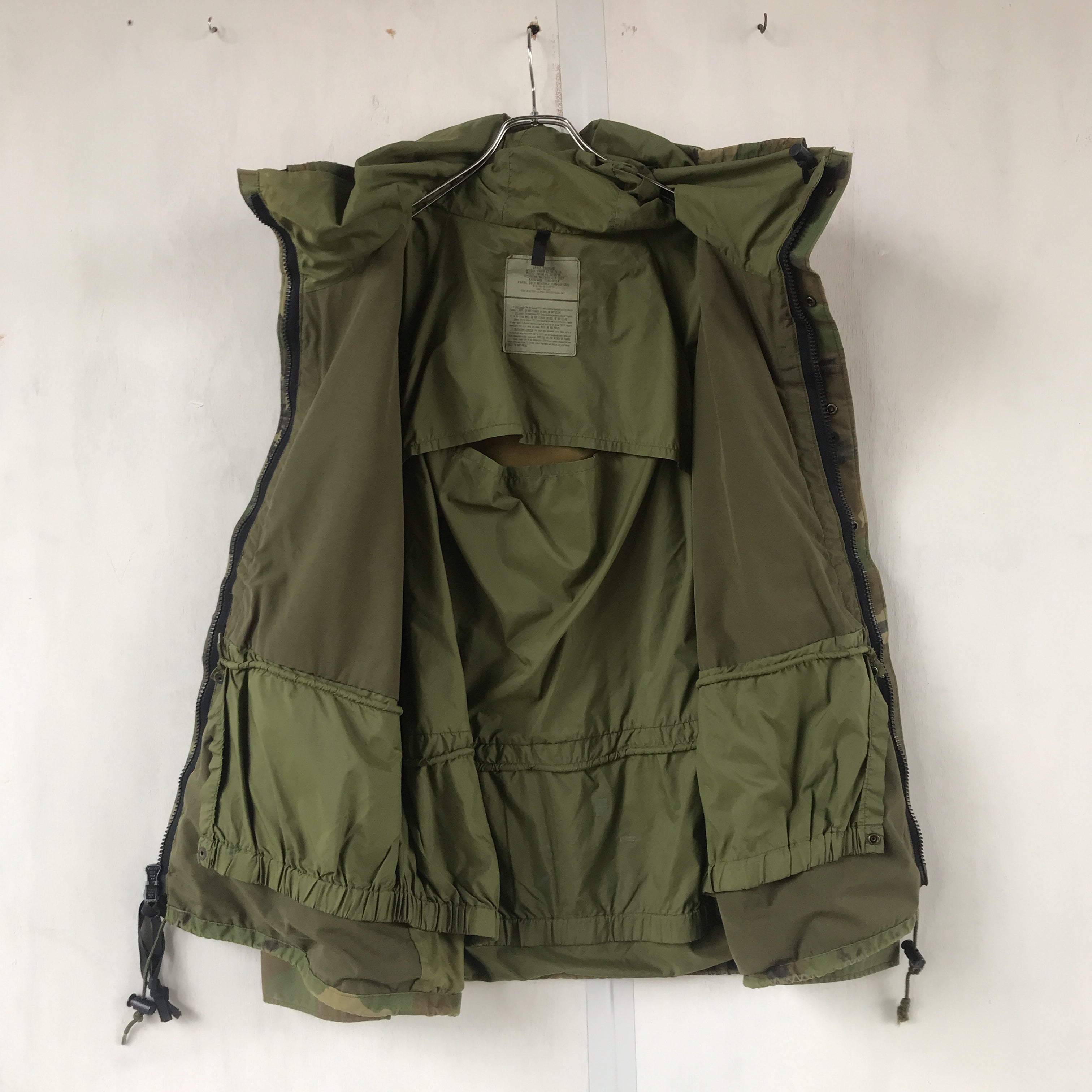 [ ONLY ONE ! ] US ECWCS GORE-TEX PARKA 1st Gen. / U.S.MILITARY