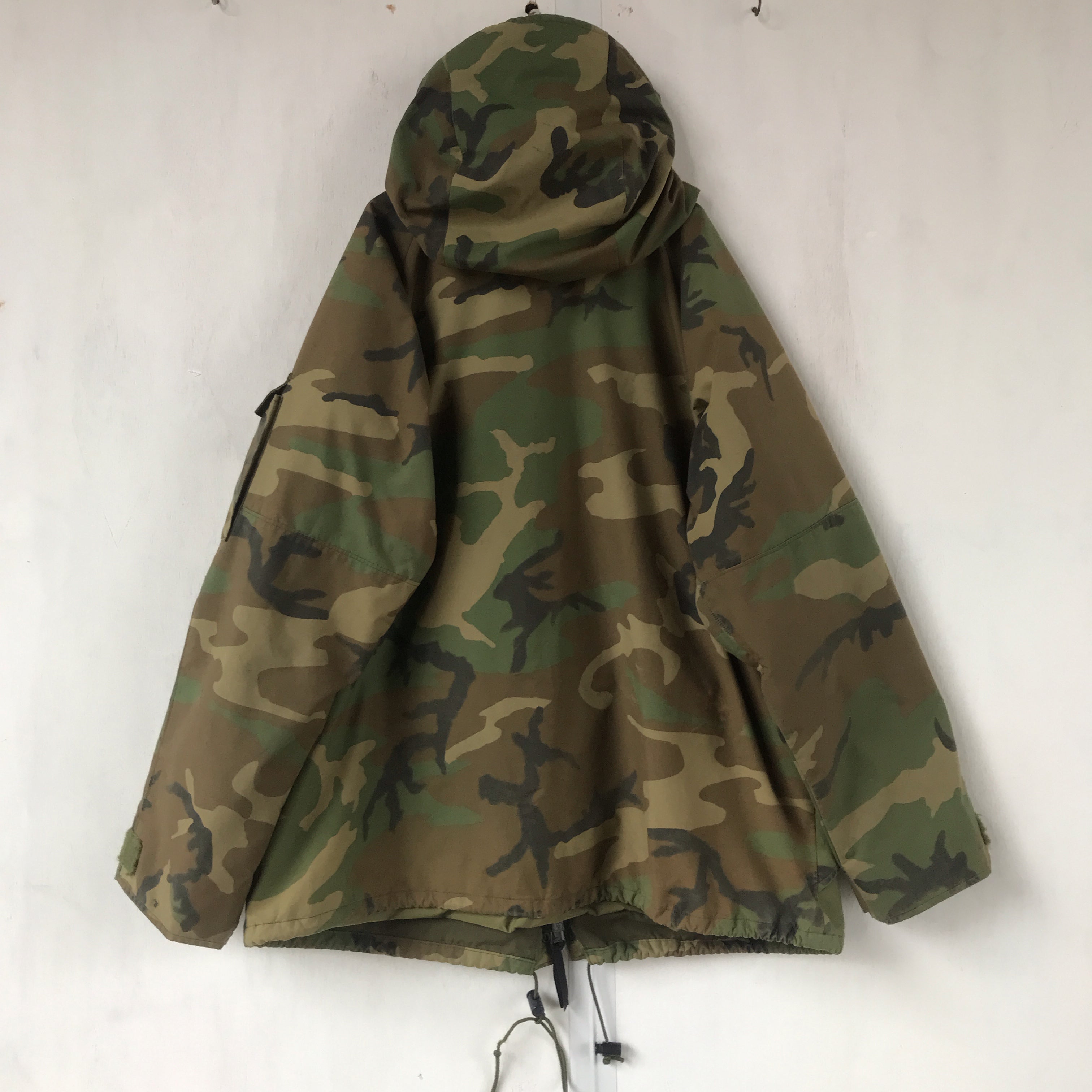 [ ONLY ONE ! ] US ECWCS GORE-TEX PARKA 1st Gen. / U.S.MILITARY