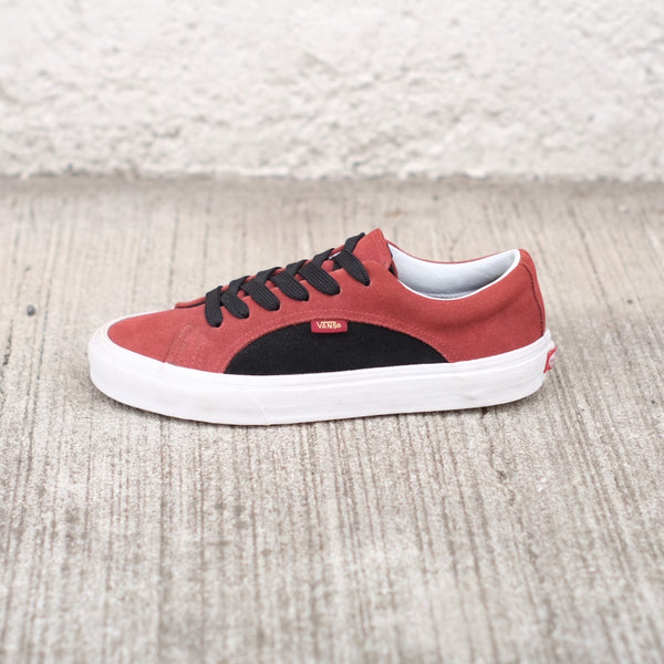 Lampin OVERSIZED LACE -VANS CLASSIC LINE-