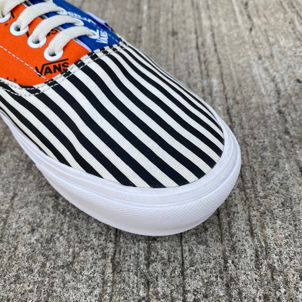 Comfycush Era 'Pinned' -VANS CLASSIC LINE-