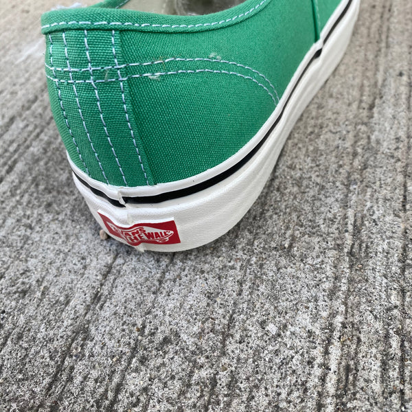 Authentic 44 Dx Anaheim Factory -VANS CLASSIC LINE-