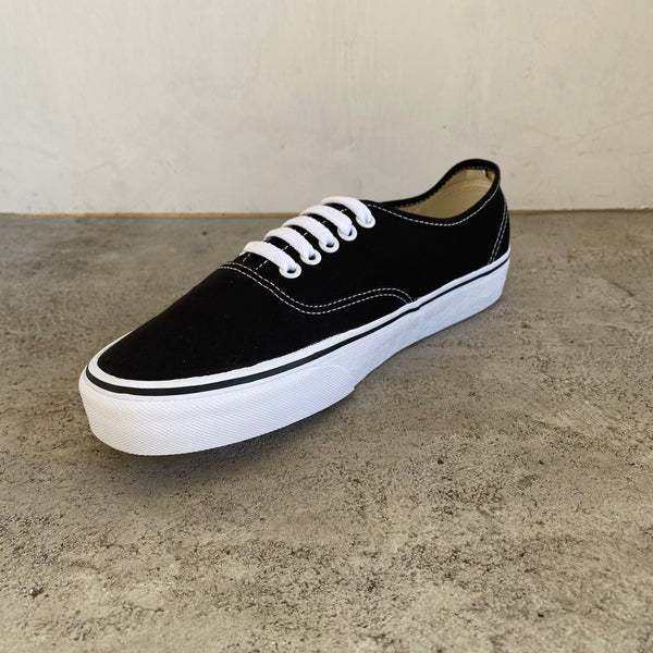 Authentic Canvas -VANS CLASSIC LINE-
