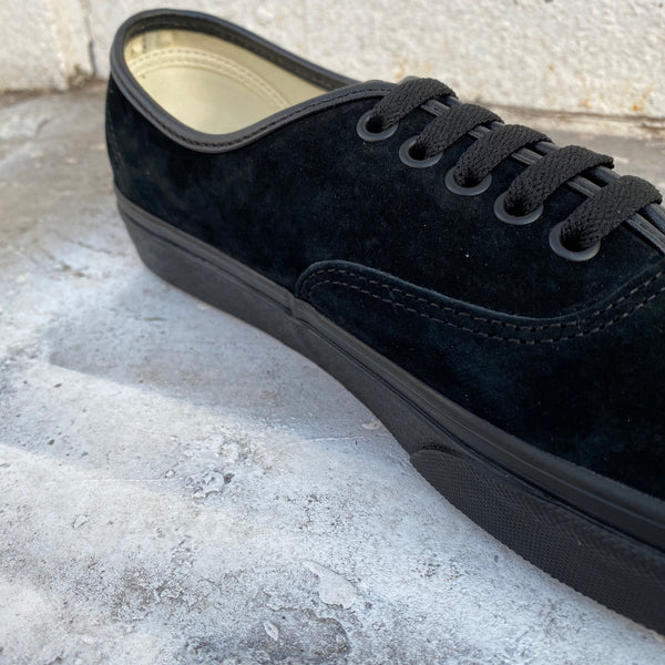 [FINAL ONE!] Authentic Pig Suede -VANS CLASSIC LINE-