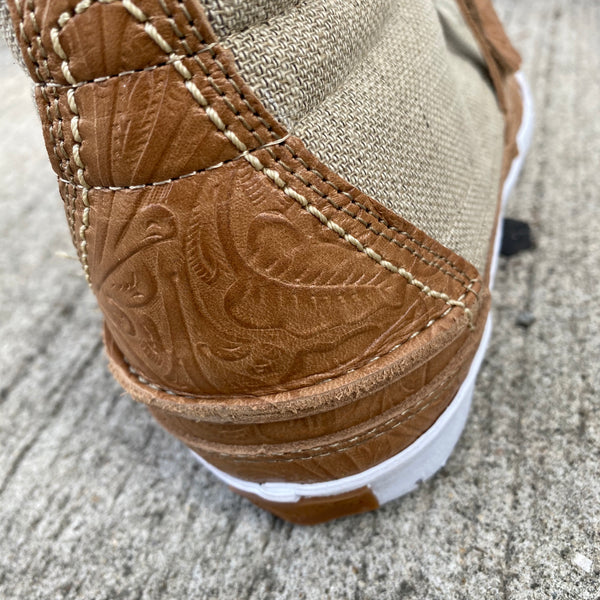 Sk8-Hi Boat Strap LX (Horween Strap) -VANS VAULT LINE-
