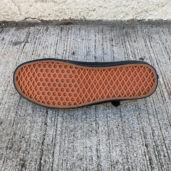 [FINAL ONE!] Authentic Suede / BlackSole -VANS CLASSIC LINE-
