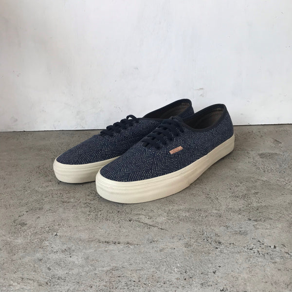 Authentic CA (Guinea Fthr Dts) -VANS CALIFORNIA COLLECTION-
